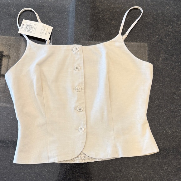 a new day Black and Cream Button-Down Camisoles - Picture 2 of 9